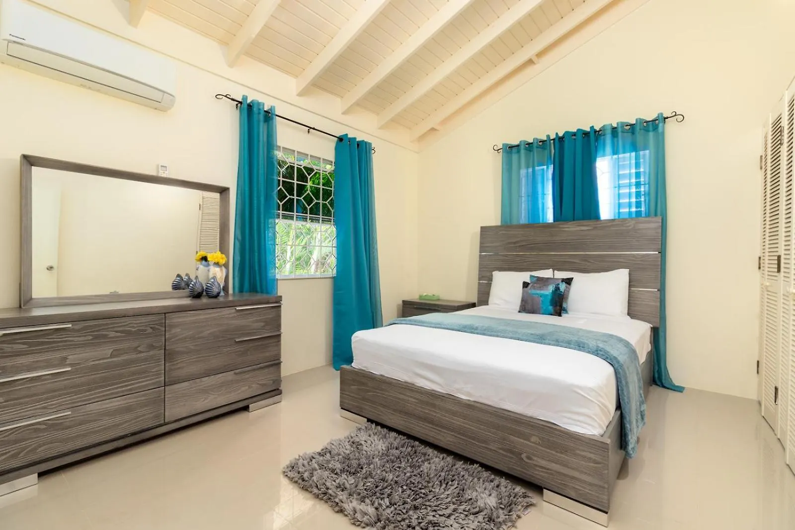 Villas In Draxhall, Pool, Gym, Tennis, Kids Playground Mammee Bay Jamaica
