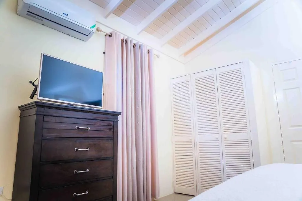 Villas In Draxhall, Pool, Gym, Tennis, Kids Playground Mammee Bay