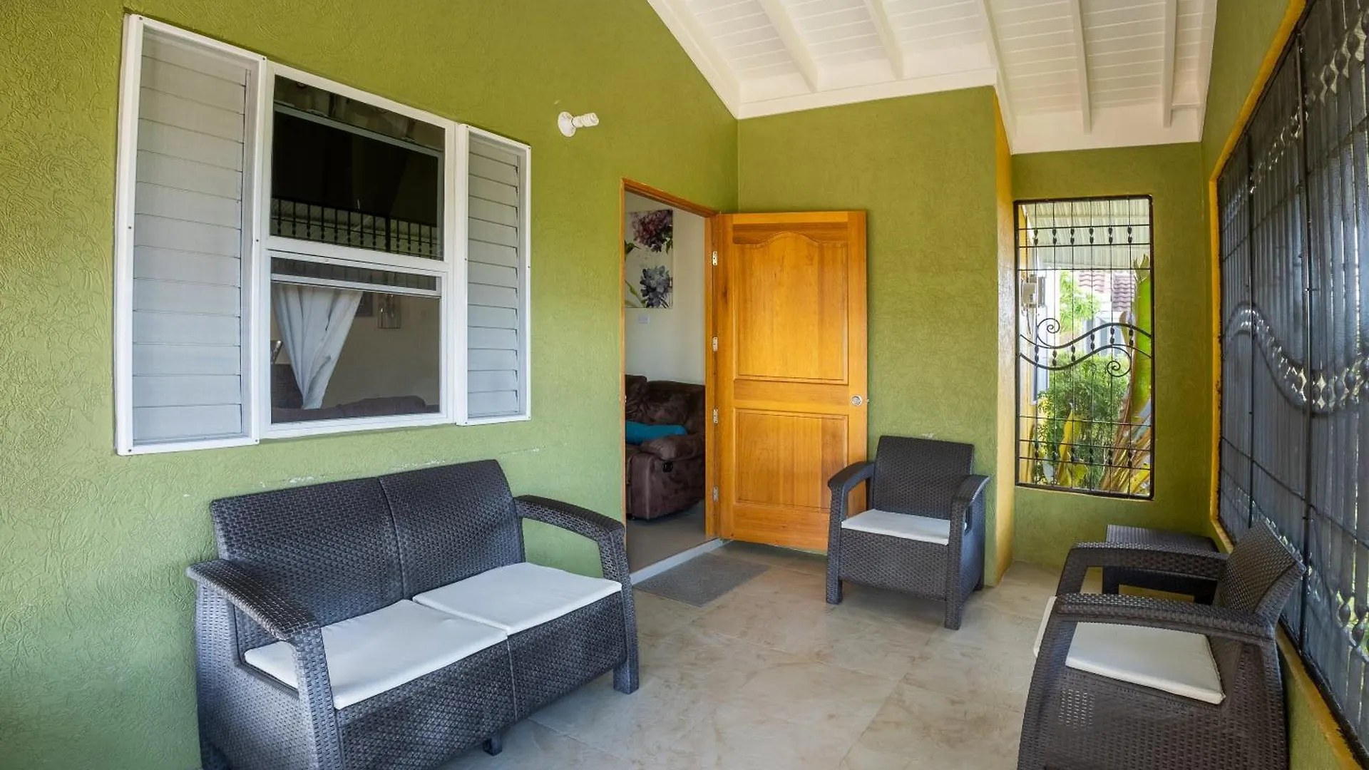 Villas In Draxhall, Pool, Gym, Tennis, Kids Playground Mammee Bay