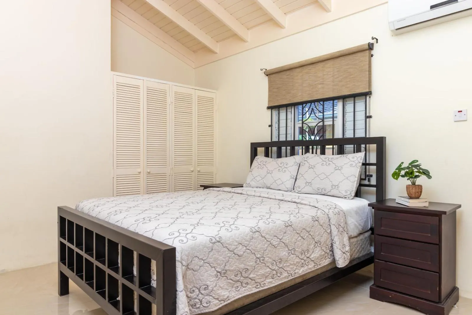Villas In Draxhall, Pool, Gym, Tennis, Kids Playground Mammee Bay Jamaica