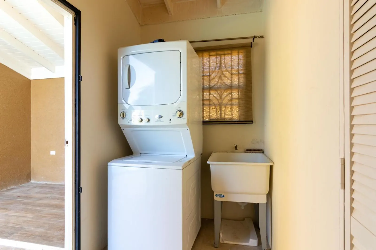 Villas In Draxhall, Pool, Gym, Tennis, Kids Playground Mammee Bay