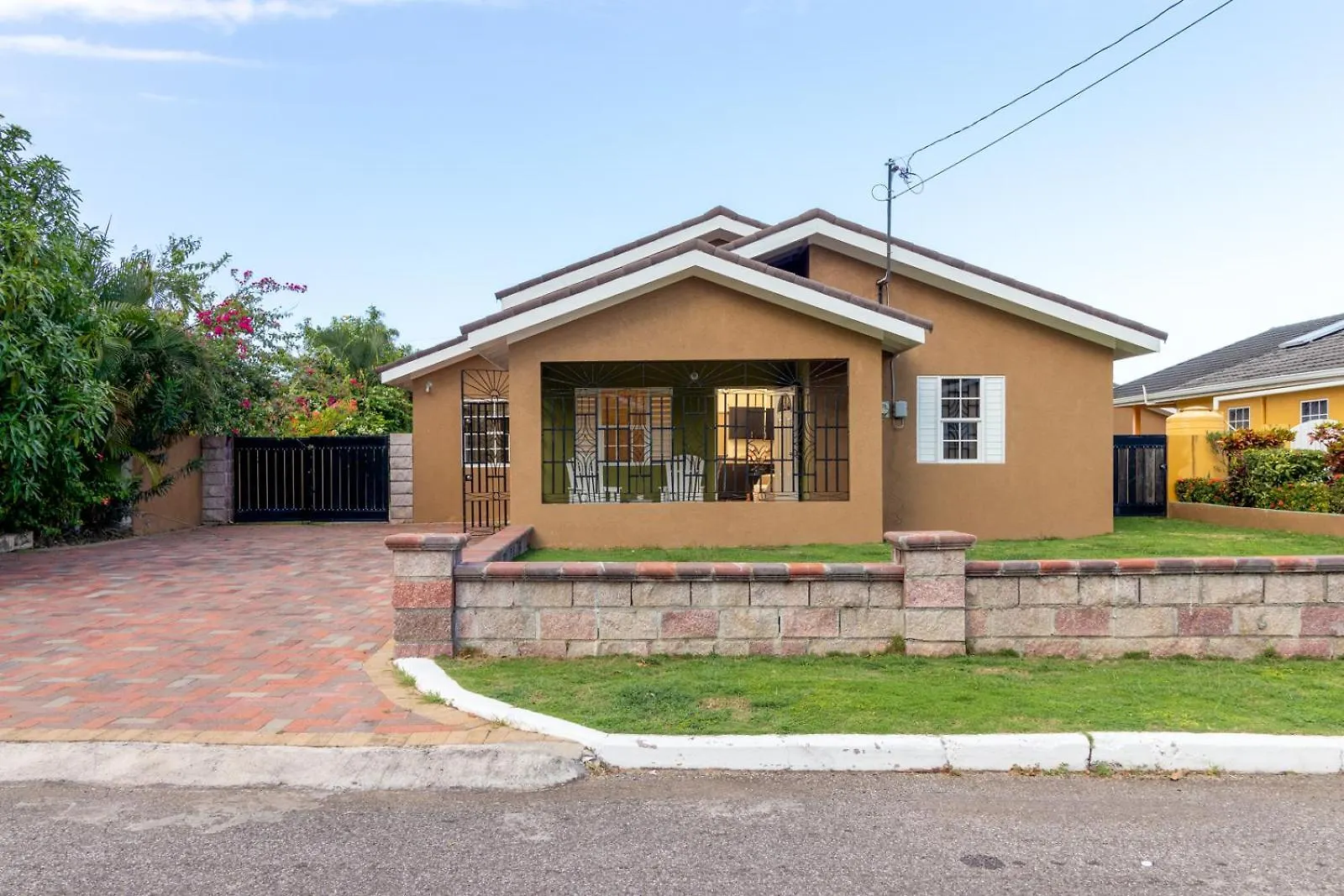 Villas In Draxhall, Pool, Gym, Tennis, Kids Playground Mammee Bay Jamaica