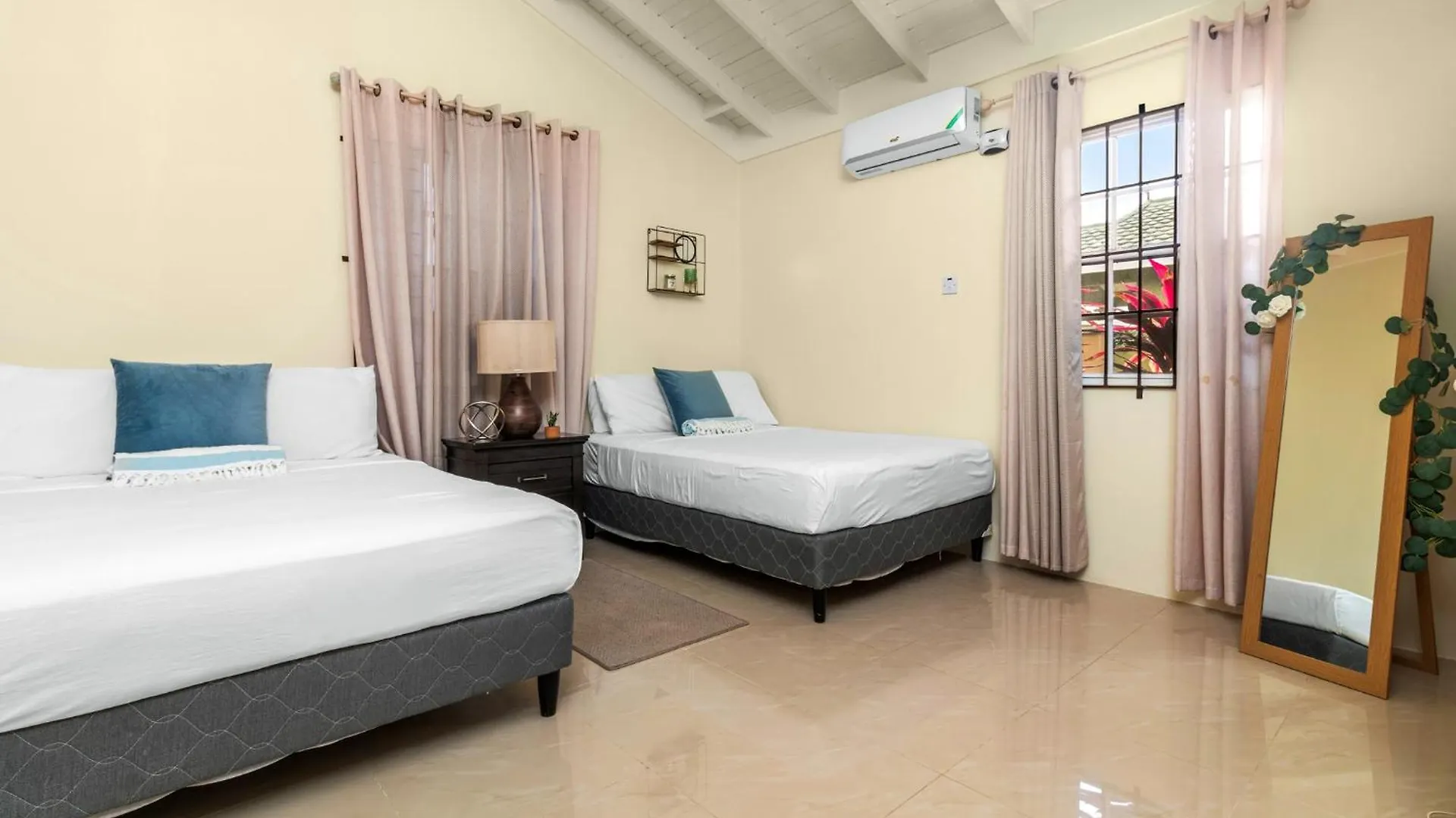 Villas In Draxhall, Pool, Gym, Tennis, Kids Playground Mammee Bay